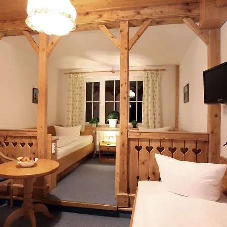 Blaue Gams Guest house 3*