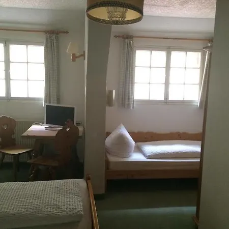 Blaue Gams Gæstehus 3*